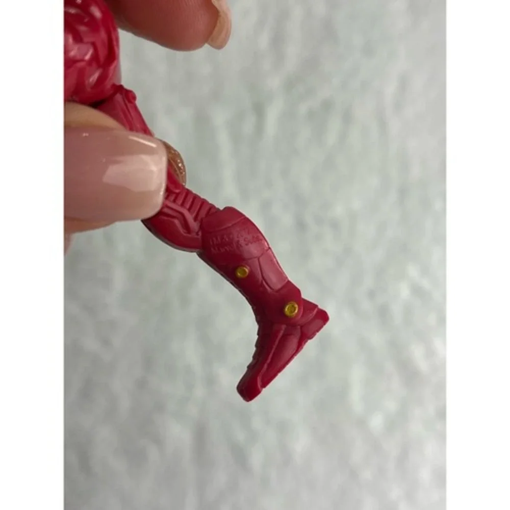 Hasbro Iron Man Action Figure Kids 4in Red Excellent 2012 Marvel Universe
